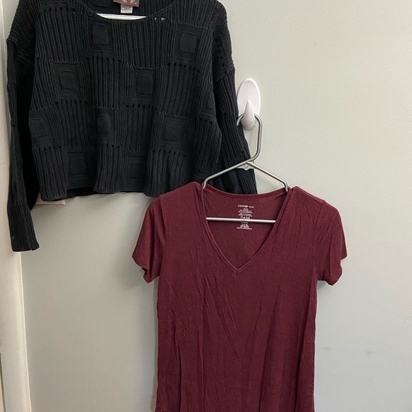 Brands include: PINK, urban outfitters, garage, and H&M - Picture 4 of 9